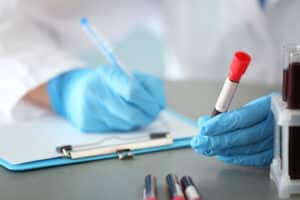 esami di laboratorio per valutare lo stato di denutrizione